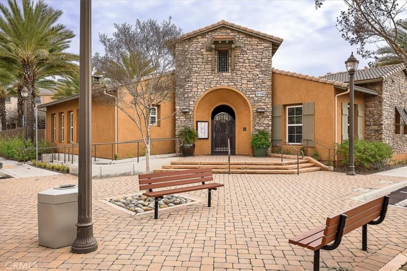 44972 Bellflower photo 12