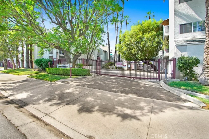 20155 Keswick Street #214 photo 1