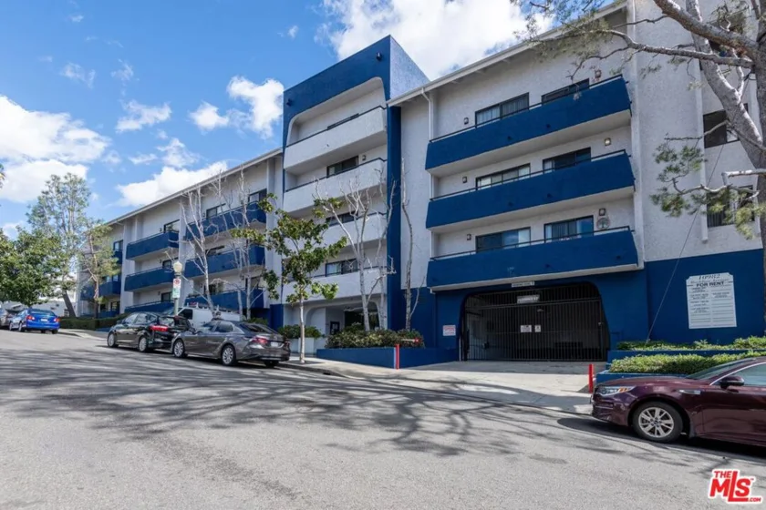 10982 Roebling Avenue #451 photo 1