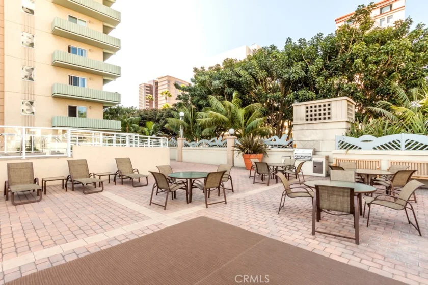 388 E Ocean Boulevard #107 photo 22