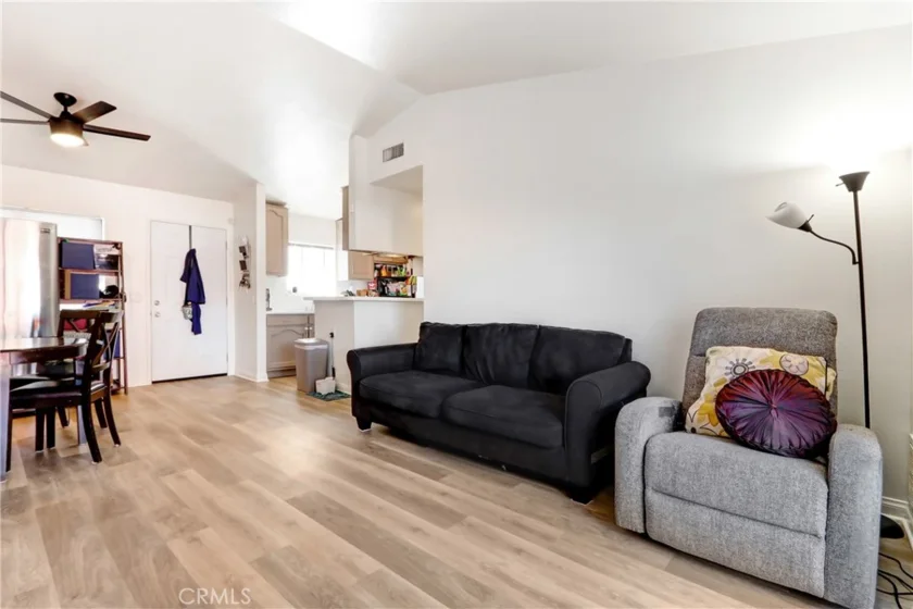 9505 Arlington #17 photo 3