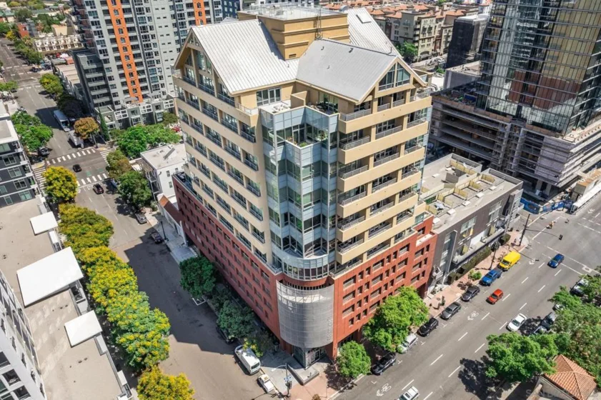 350 W Ash Street #601 photo 1