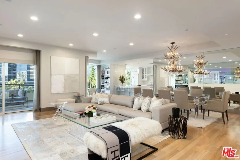 1 W Century Drive #4D photo 1