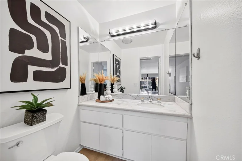 6229 N Marina Pacifica photo 12