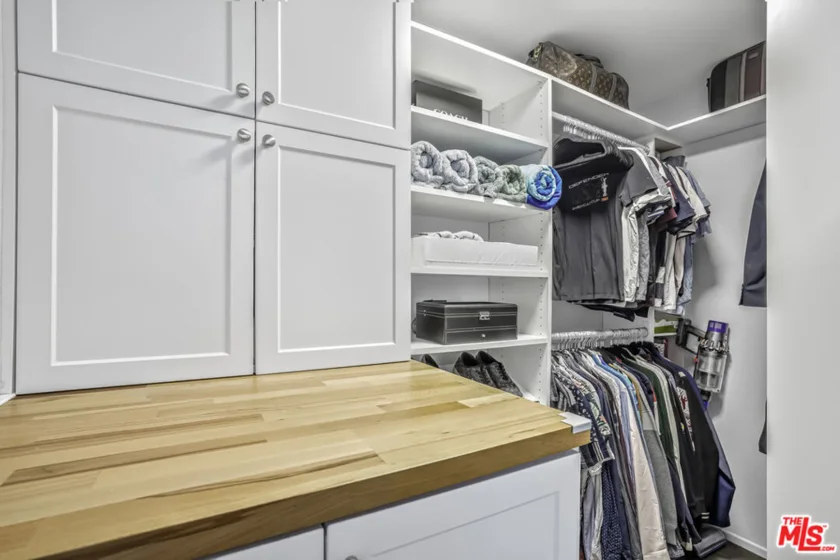 7320 Hawthorn Avenue #315 photo 25