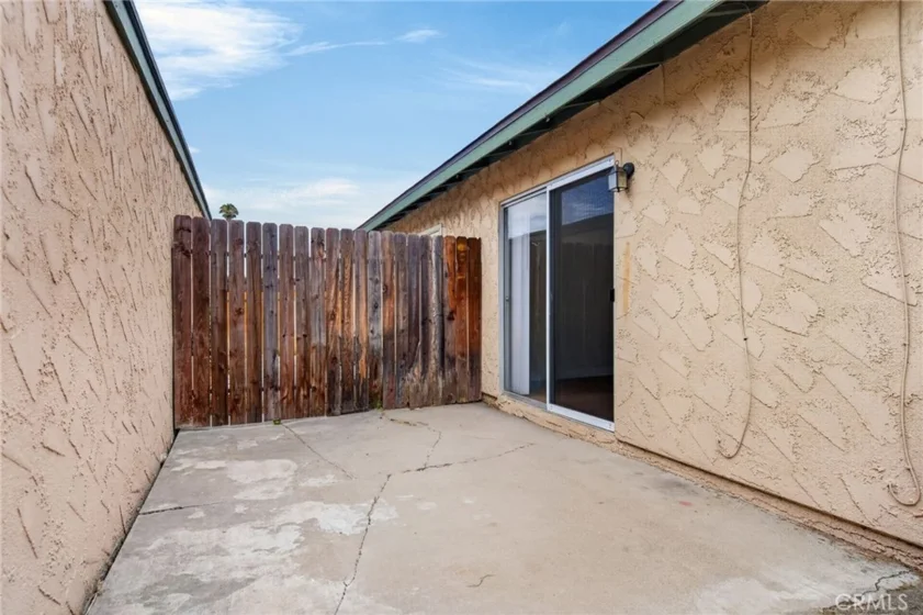 6377 La Mirada Way photo 28