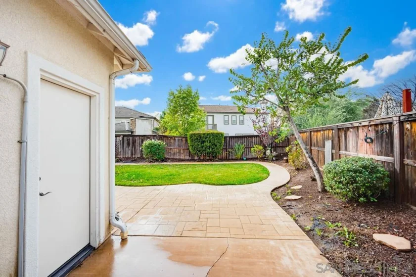 30303 Laruns Street photo 55