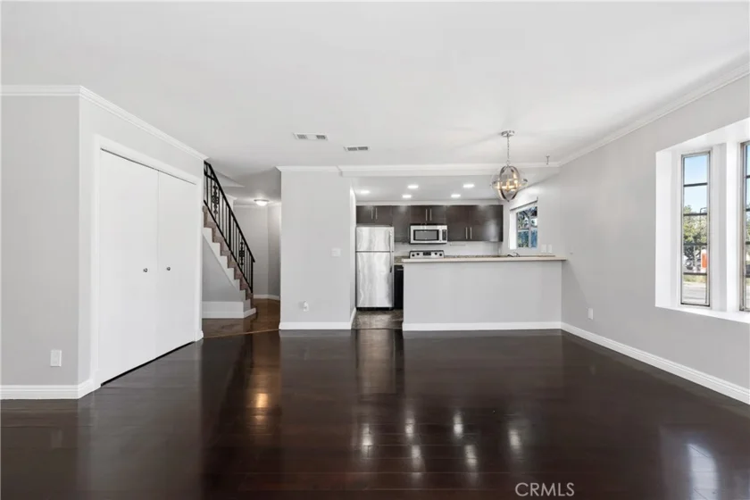 941 Elm #16 photo 6