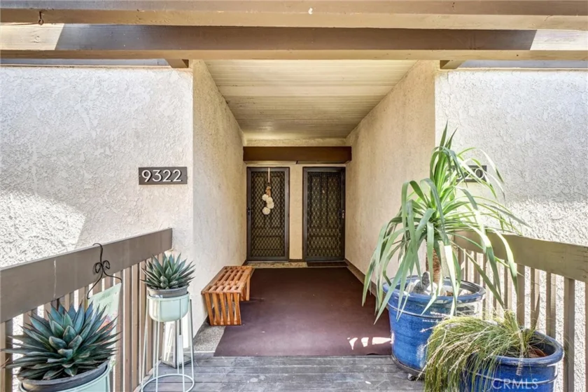 9322 N Marina Pacifica photo 3