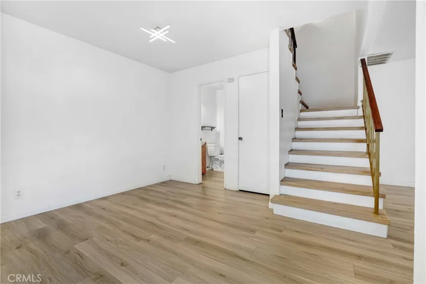 7301 Lennox Avenue #D13 photo 5
