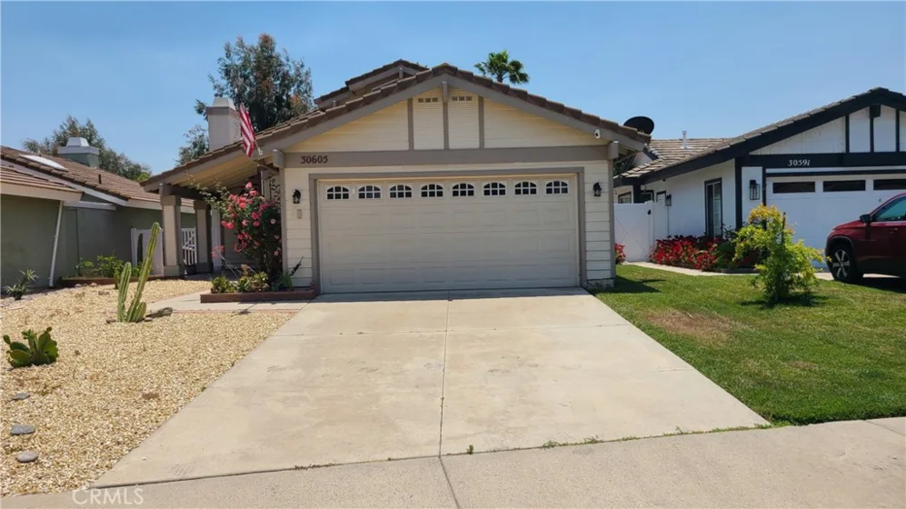 30605 Hollyberry Lane photo
