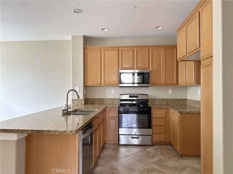 1800 E Lakeshore #412 photo 6