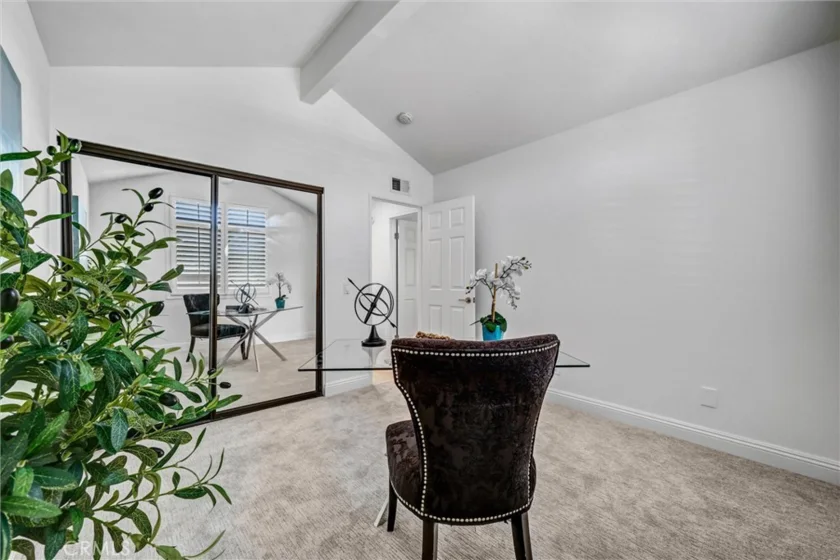 70 Fairlake photo 40