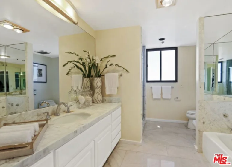 10660 Wilshire Boulevard #1007 photo 9
