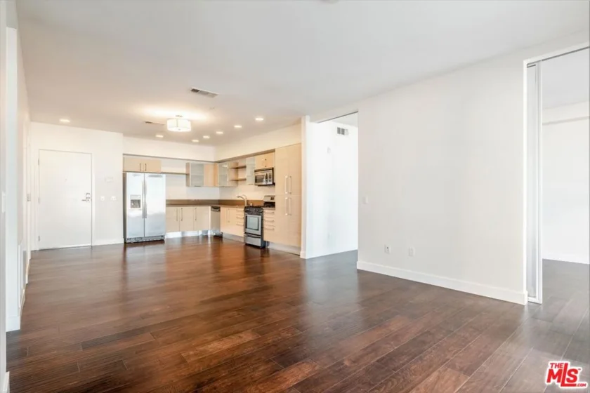1234 Wilshire Boulevard #405 photo 6