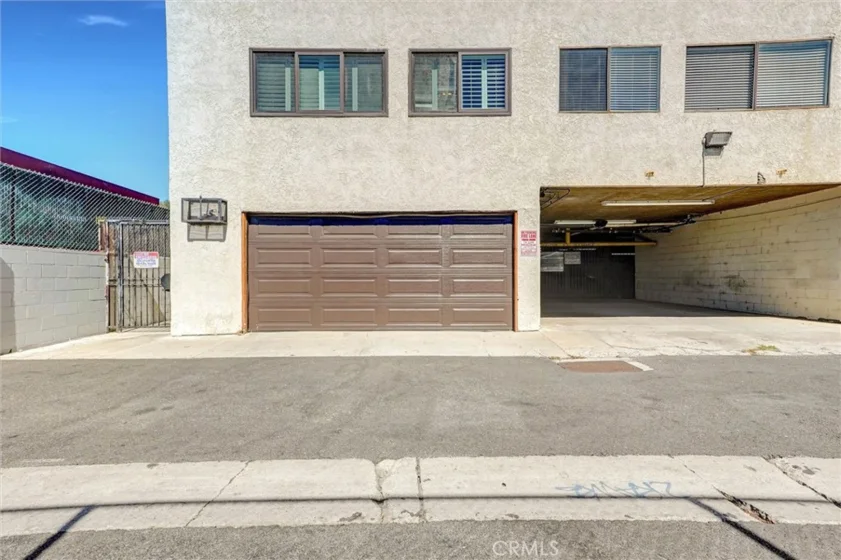 6323 Reseda #1 photo 24