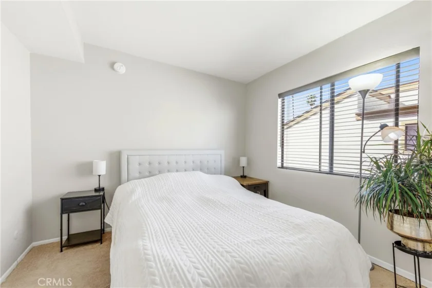 14715 Saticoy Street #14 photo 28
