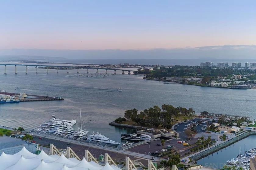 100 Harbor Drive #3504 photo 36