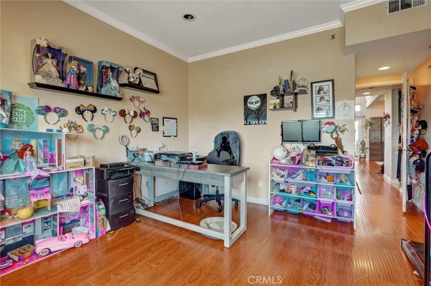 6323 Reseda #1 photo 16