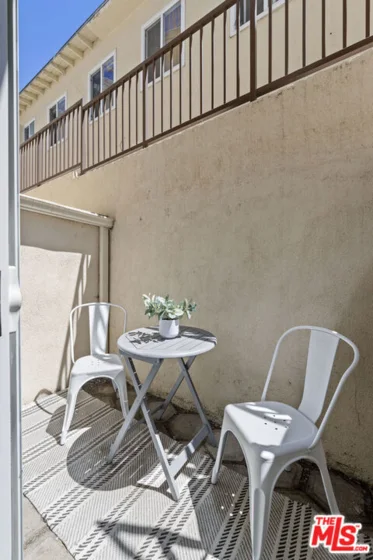 11723 Mayfield Avenue #3 photo 9