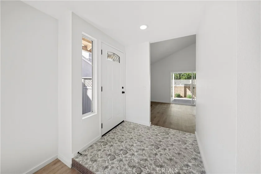 1613 Toyon photo 6