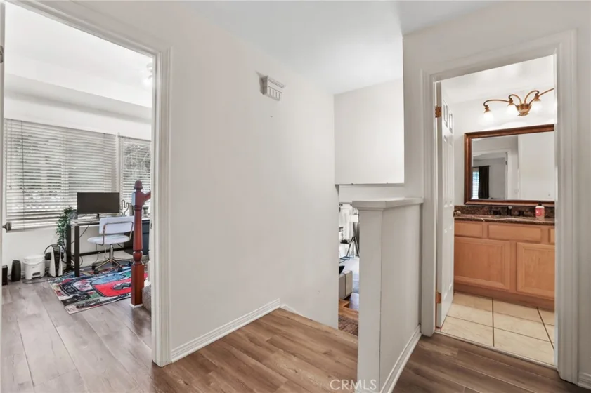 936 Hollow Brook photo 21