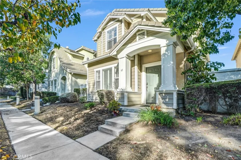 65 Windward Way photo 1