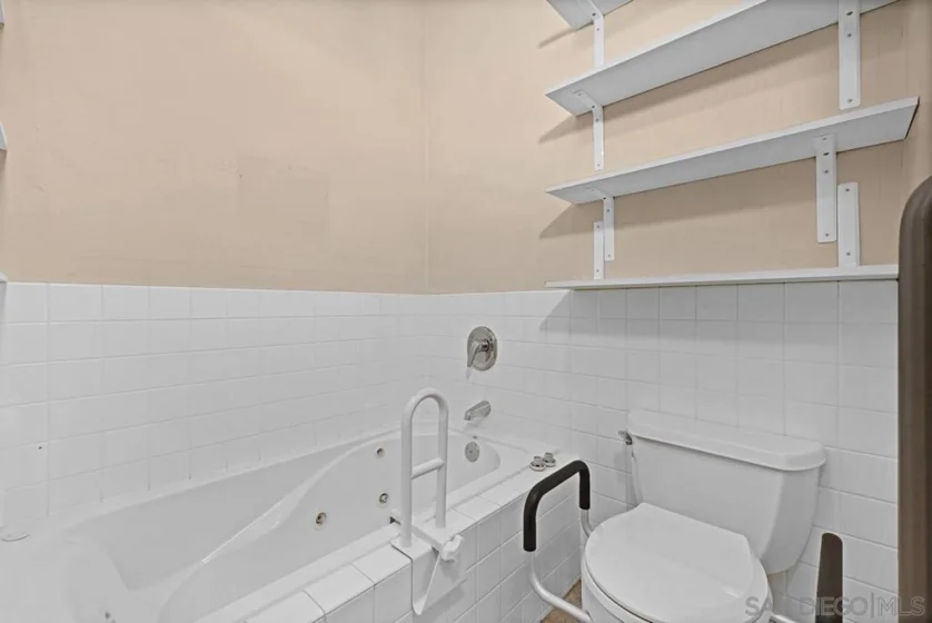843 10th Avenue #Unit D photo 5