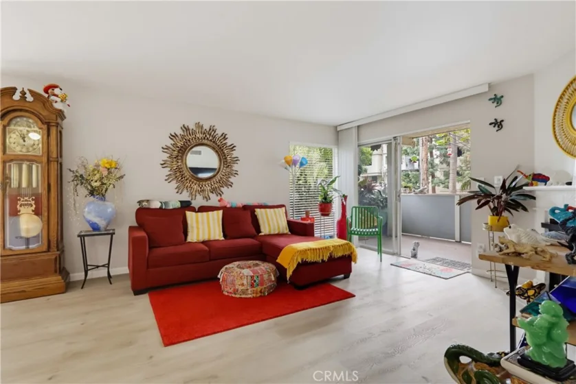 628 Daisy Avenue #222 photo 6