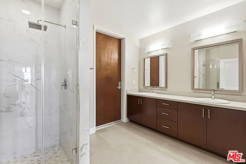 13337 Beach Avenue #403 photo 16