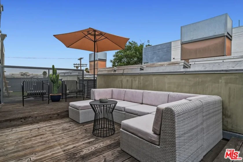 5806 Waring Avenue #14 photo 3