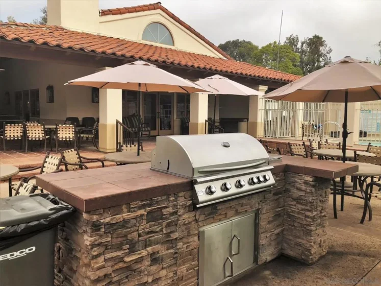 16266 Avenida Venusto #E photo 23