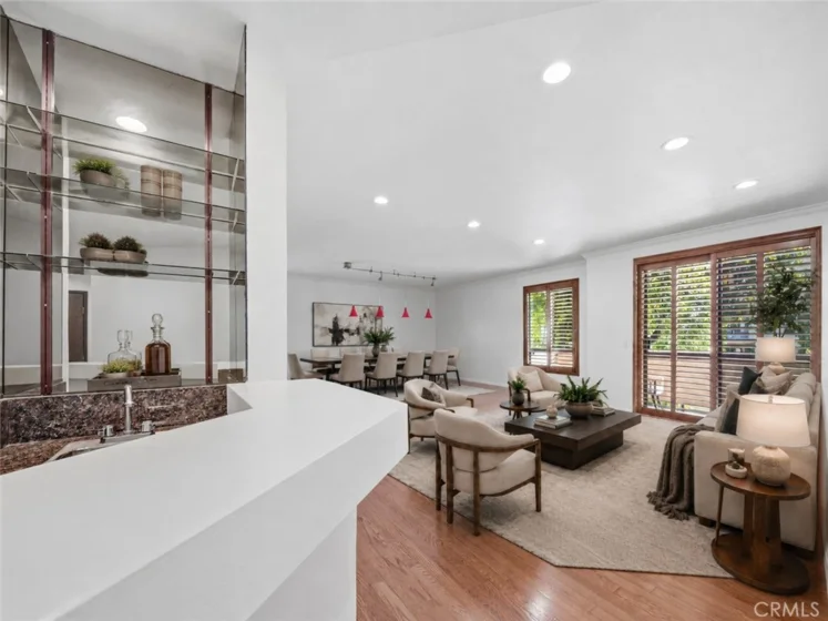 1315 Roxbury Drive #204 photo 13