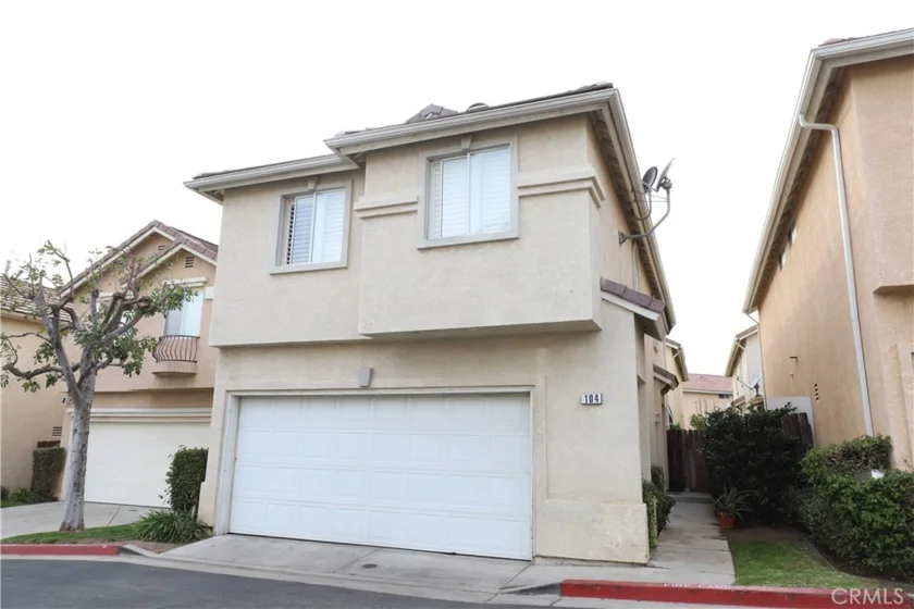 15232 Foothill #104 photo 1