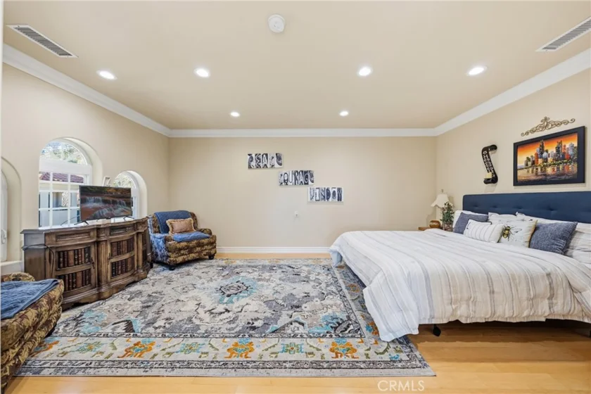 44930 Via Renaissance photo 37