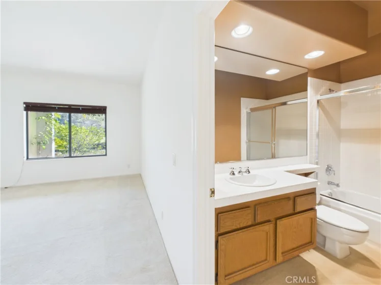 23534 Longmeadow photo 35