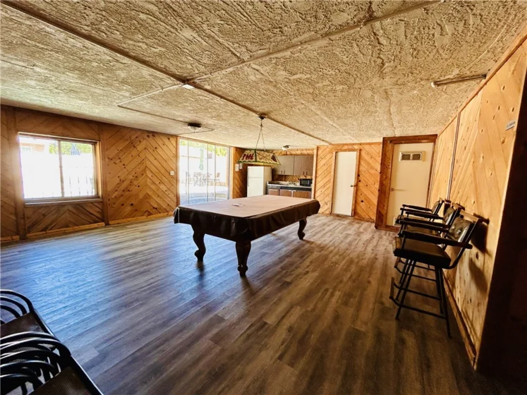 1140 N Lamer photo 15