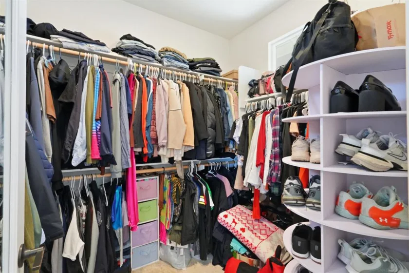 2044 Bluestone Circle photo 25