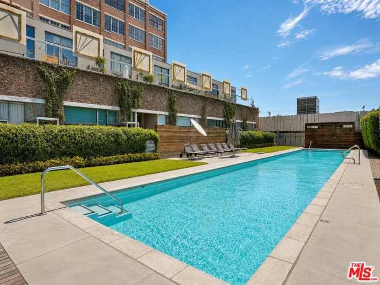 1850 Industrial Street #411 photo 35