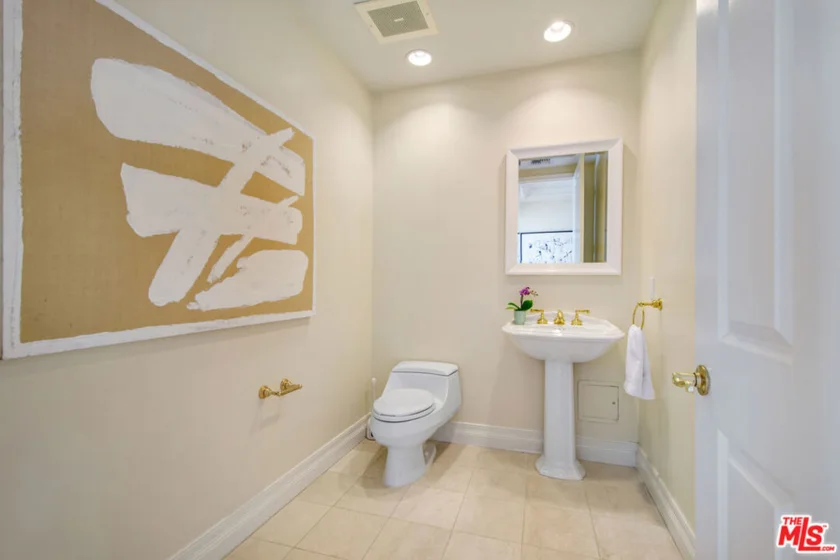 11847 Gorham Avenue #403 photo 35