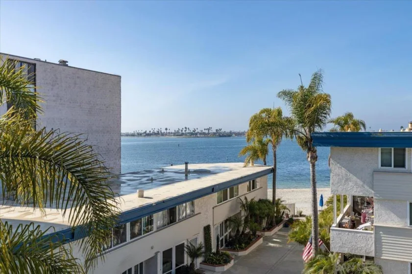 3920 Riviera Drive #K photo 1