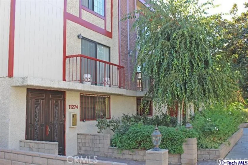11274 Morrison Street #6 photo 1