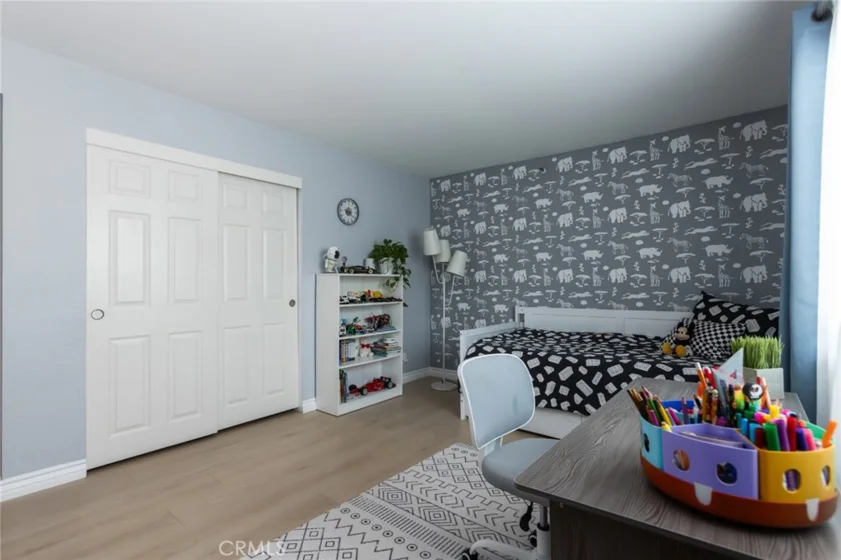 726 Elm Avenue #404 photo 22