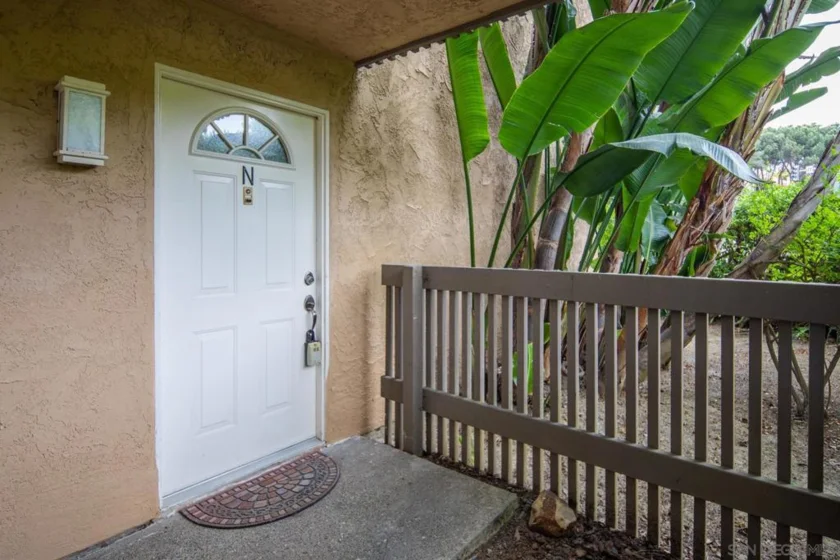 8581 Villa La Jolla Drive #N photo 21