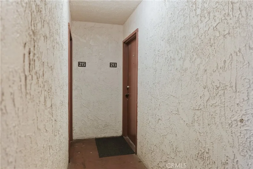 801 S Lyon #A213 photo 4