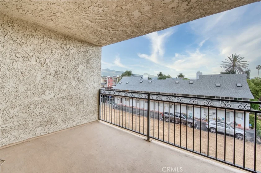 277 Pleasant Street #206 photo 14