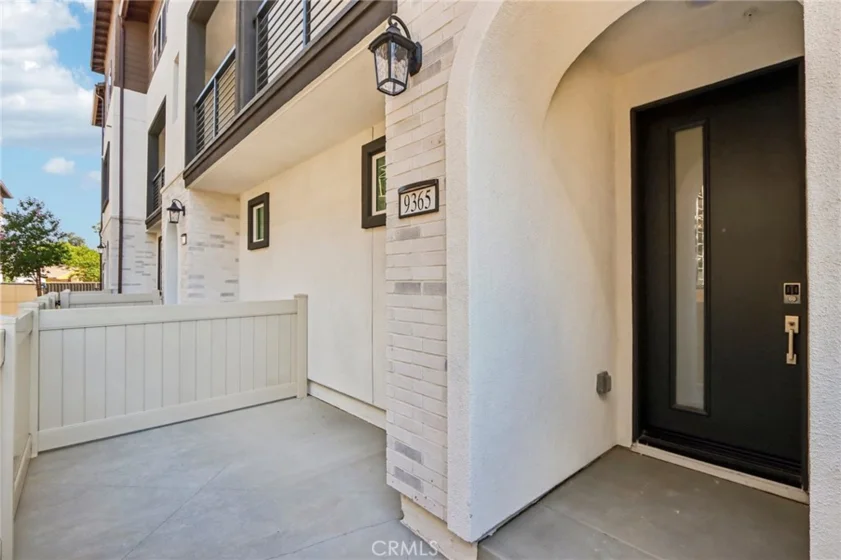 9563 Hannah Way photo 26