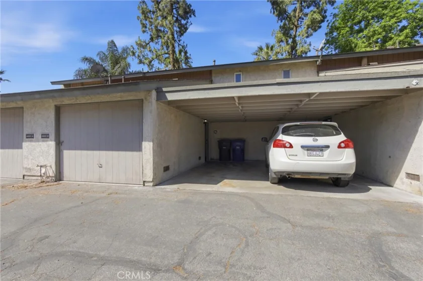 4801 Jackson #B photo 1