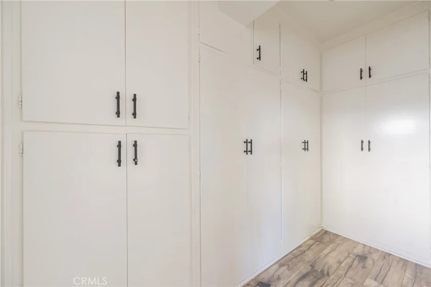 4579 Ambrose Avenue #4 photo 5