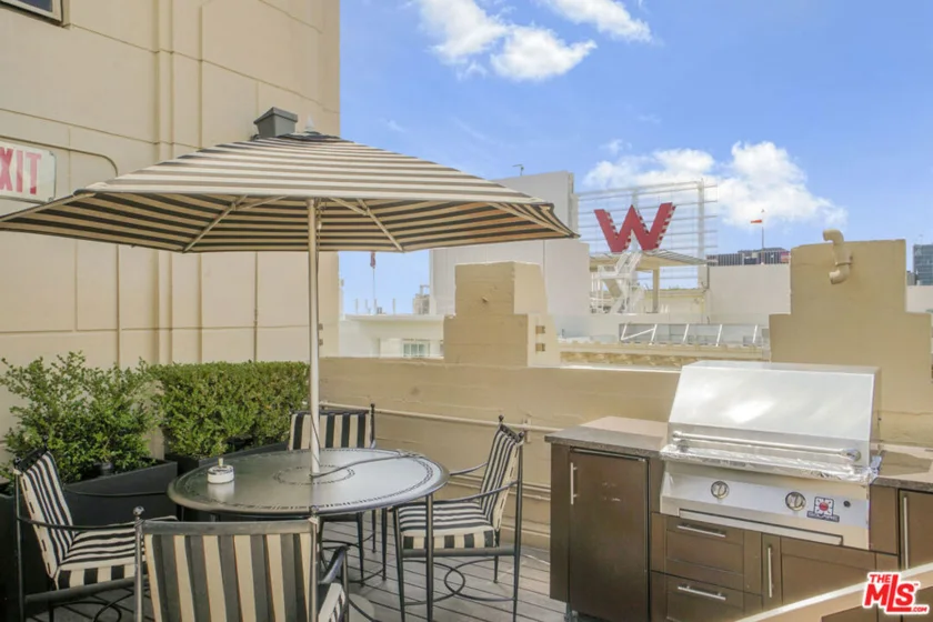 6253 Hollywood Boulevard #903 photo 3